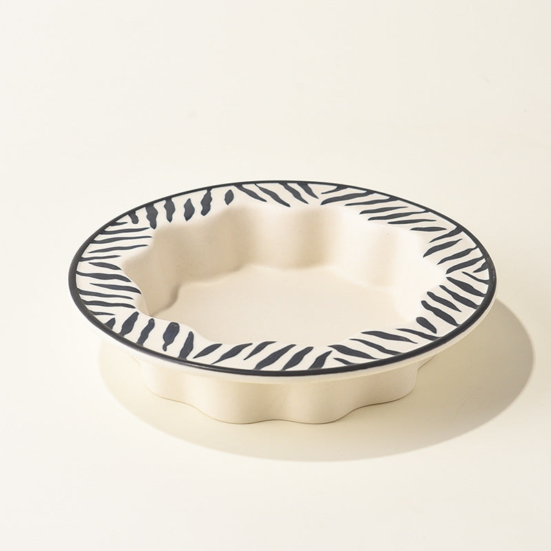 Lace cat bowl anti-black chin canned cat food bowl ceramic dog food bowl cat anti-knock water feeding bowl pet supplies